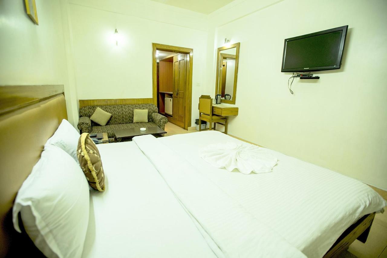 Hotel Deep Avadh Lucknow Exterior foto